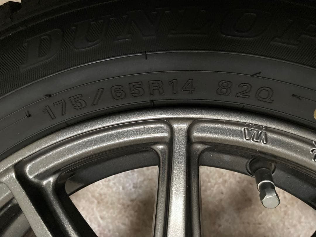 【手渡し限定】スタッドレス　WINTER MAXX 02 175/65/R14