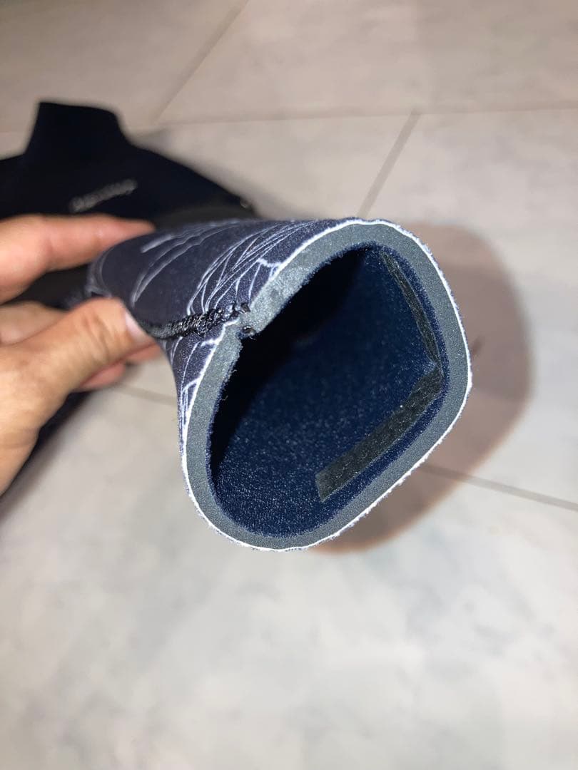 【なり】AIRTIGHT 新品未使用品 セミドライ レディースMS