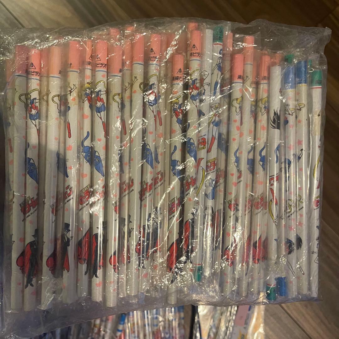 即購入OK! 鉛筆まとめて　セーラムーン　キャラクター柄鉛筆 セット 多数