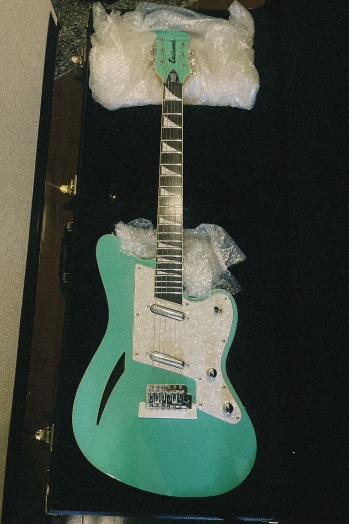 ギター Eastwood Surfcaster / Seafoam Green