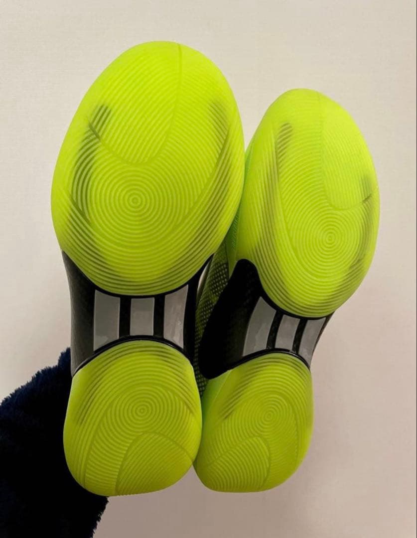 adidas、D.O.N. Issue 6、26.5センチ