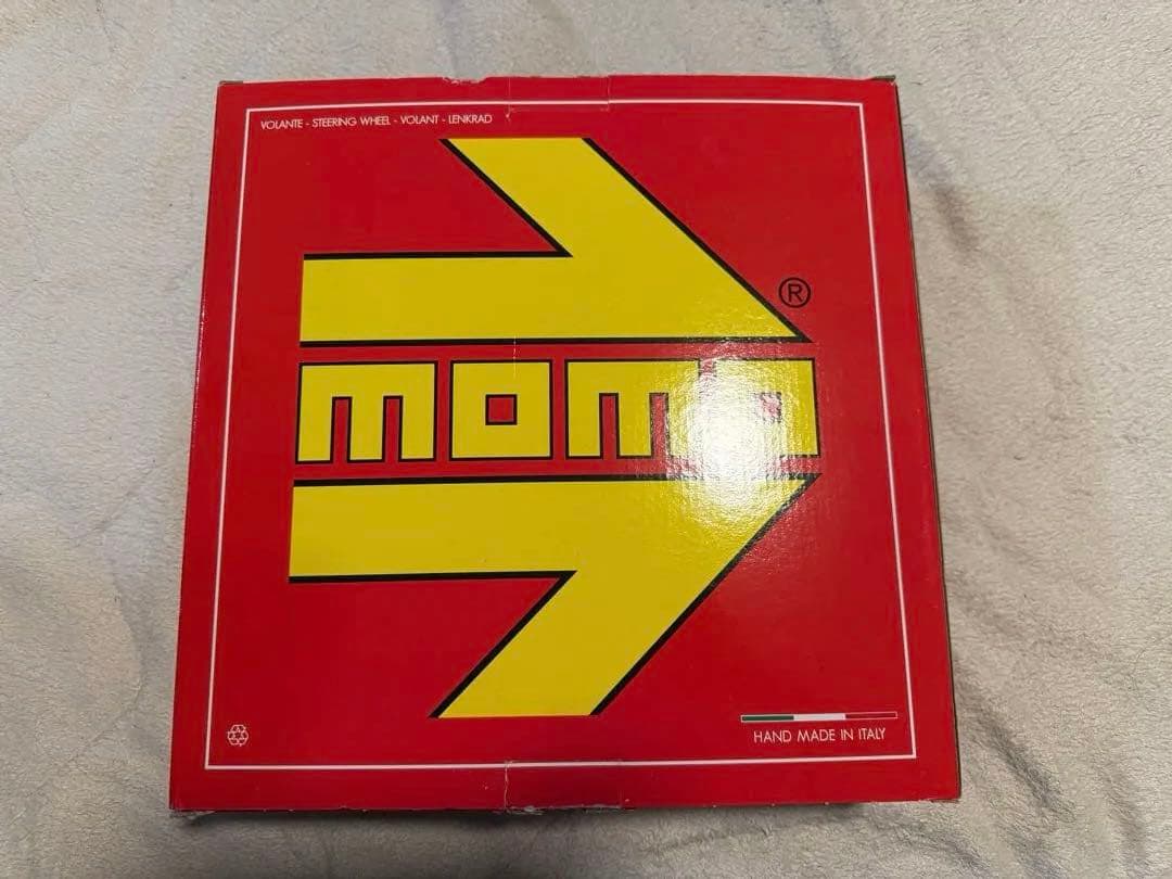 正規品 momo DRIFTING ステアリング 黒/赤　33φ