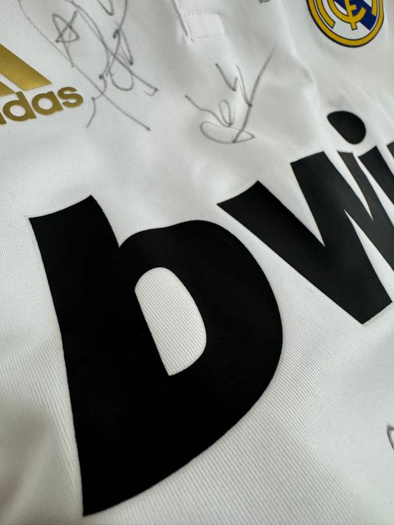 11/12 レアル・マドリード 全員直筆サイン #12 マルセロ選手支給品