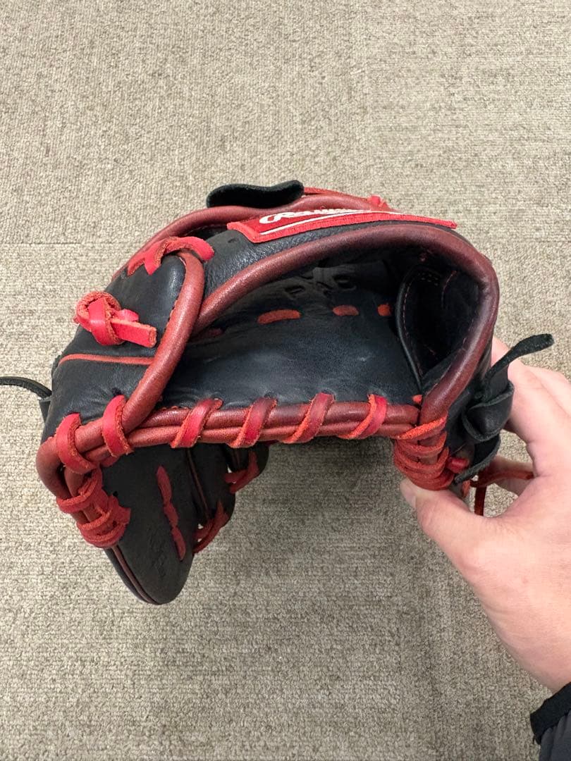 【極美品】Rawlings 軟式グローブ 黒/赤 大人用　ピッチャー用 純正品