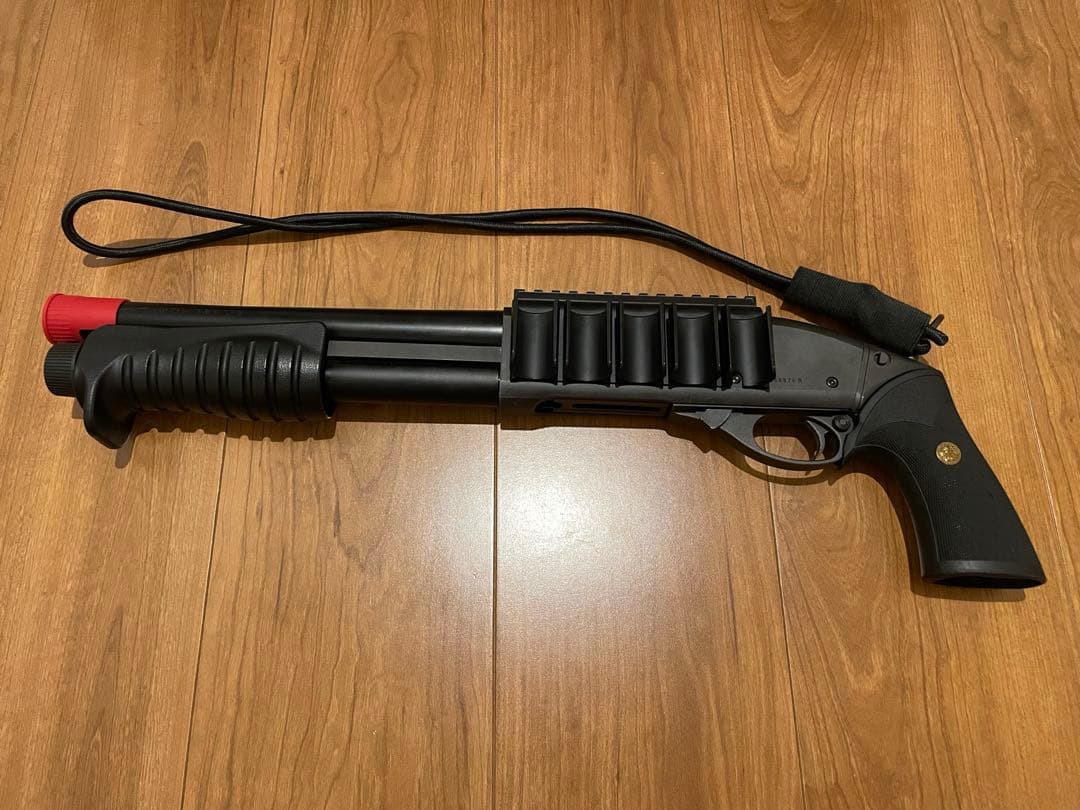 東京マルイ　ガスショットガンM870 BREACHER