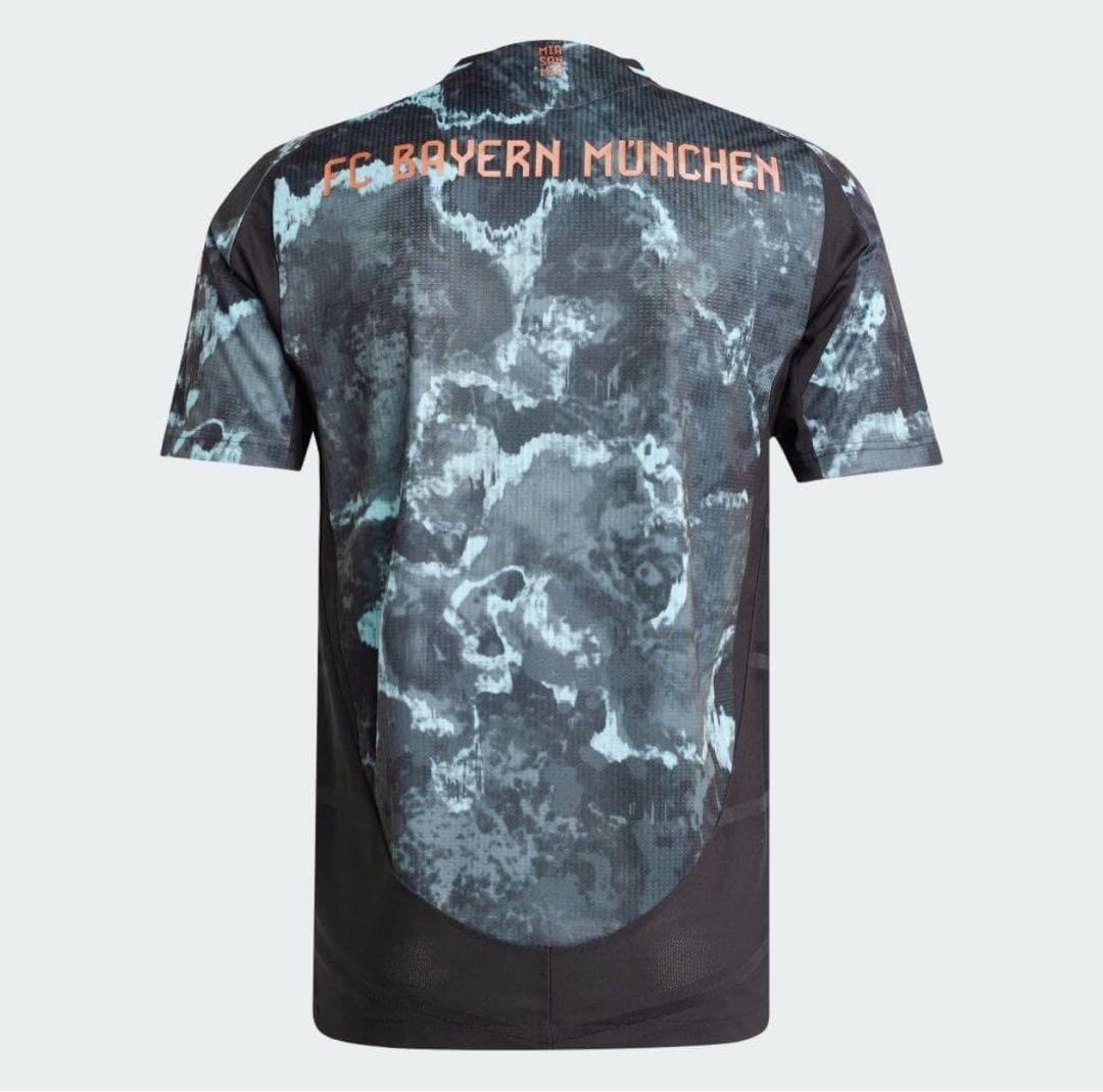 【新品未使用タグ付き】FCバイエルン 24/25 オーセンユニフォーム XL