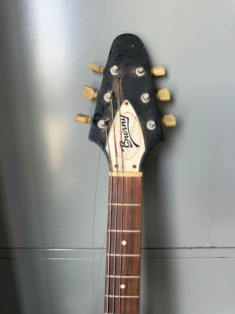 BurnyフライングV エレキギター レッド