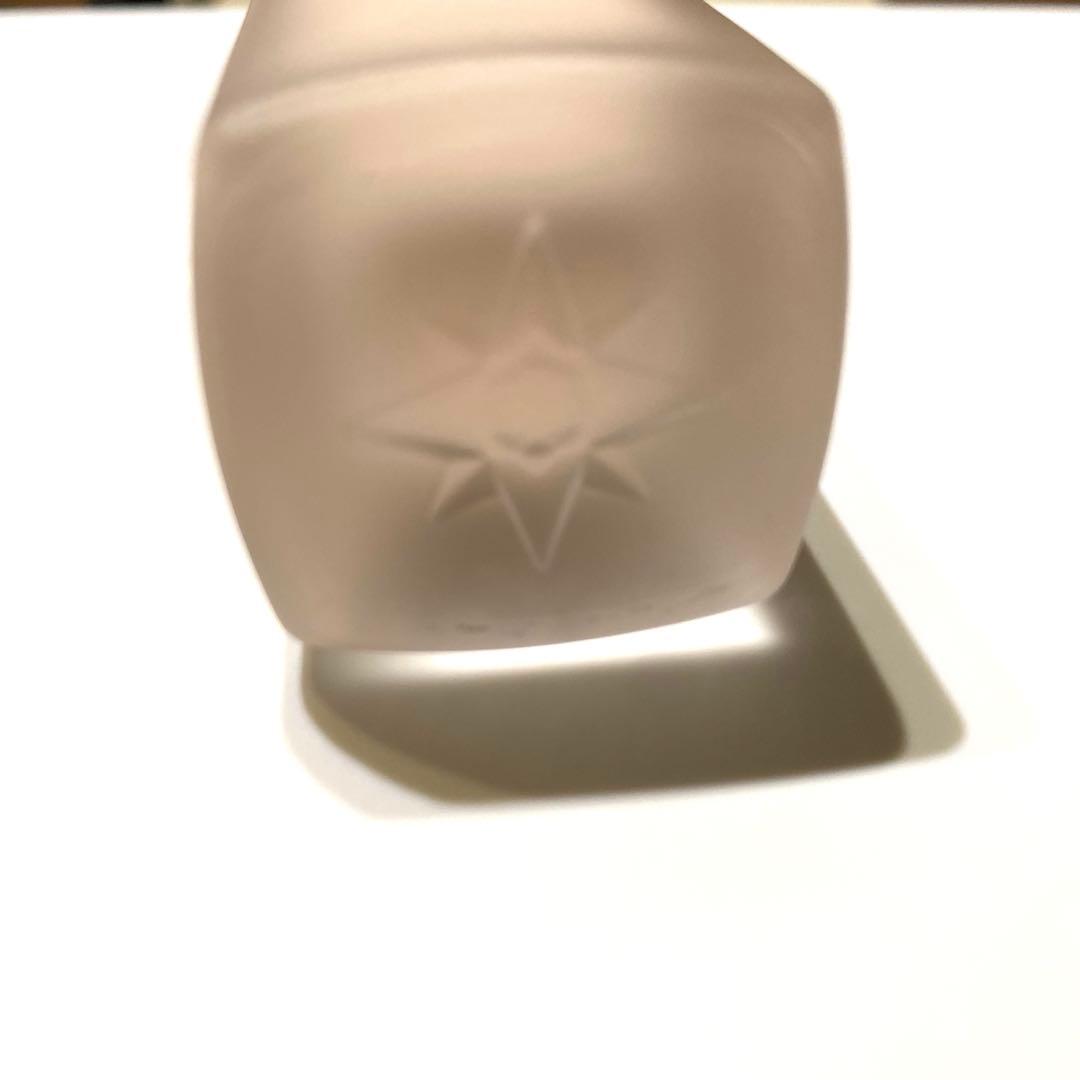 ディオールプレステージ ホワイト ルプロテクター UV ルミエール シアーグロー