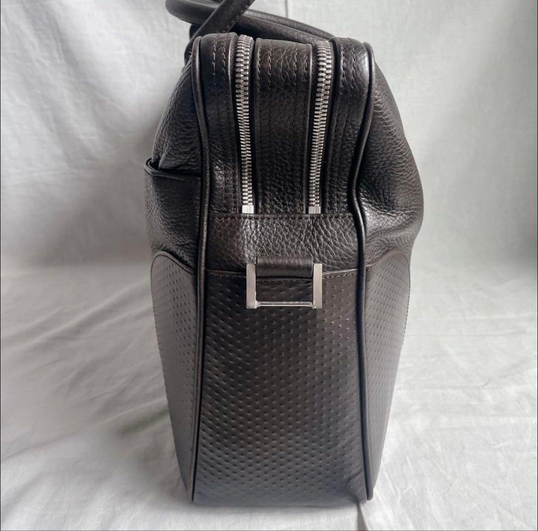 クッションが入っているのでPCも安心‼️ ダンヒル　手提げ　ビジネス