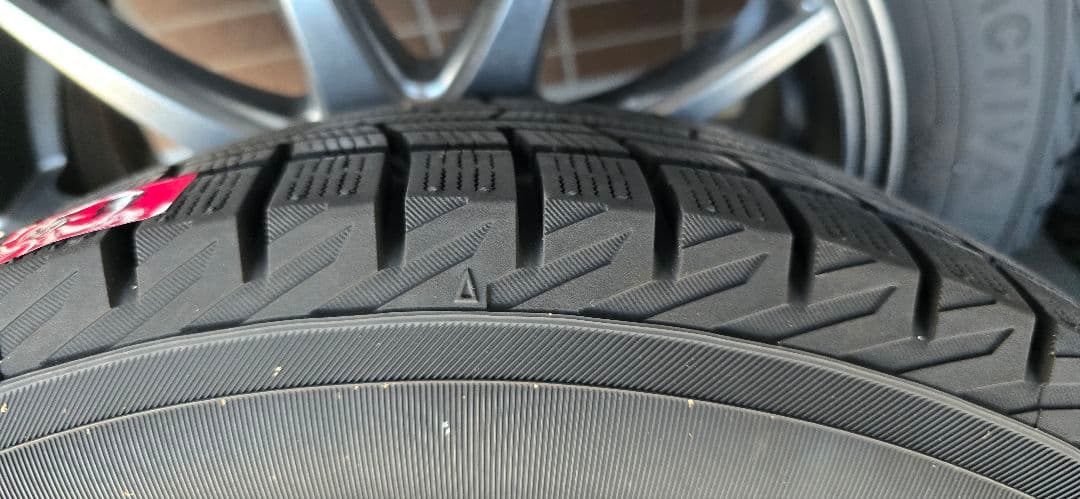 送料込!!185/60R15 スタッドレスタイヤ アルミホイール付き 4本セット