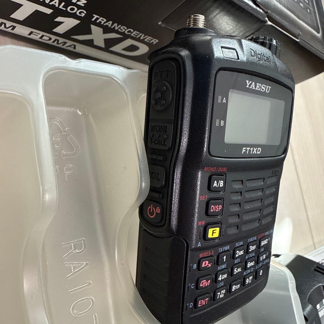 YAESU FT1XD トランシーバー 144/430MHz