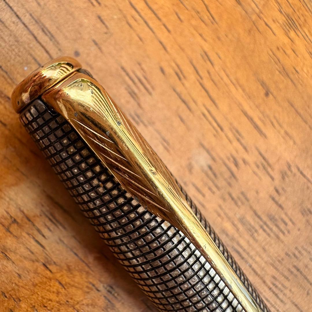 Parker パーカー　万年筆　格子柄　ペン先750