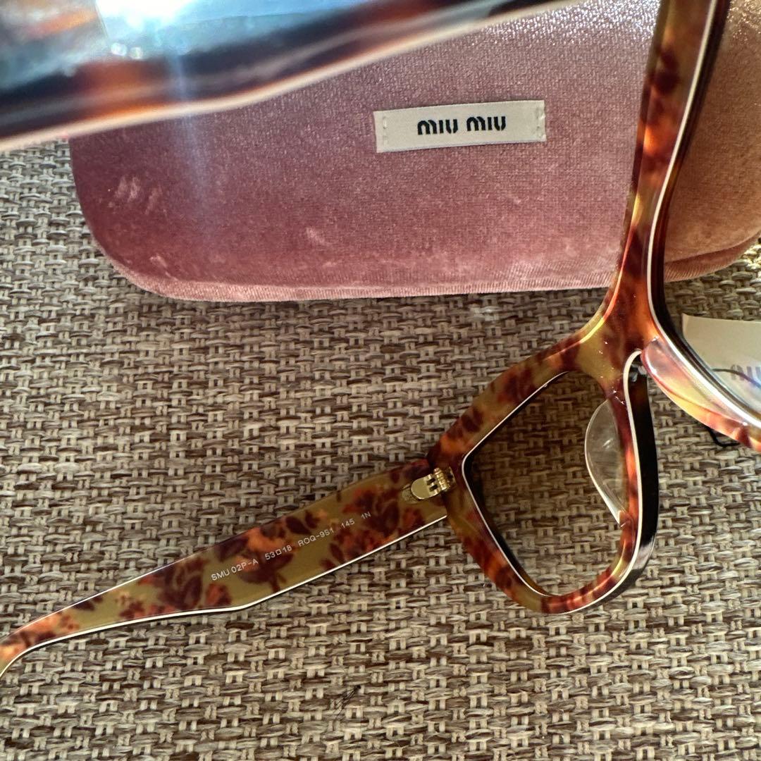 MIU MIU キャットアイサングラス ブラウン タグ付き