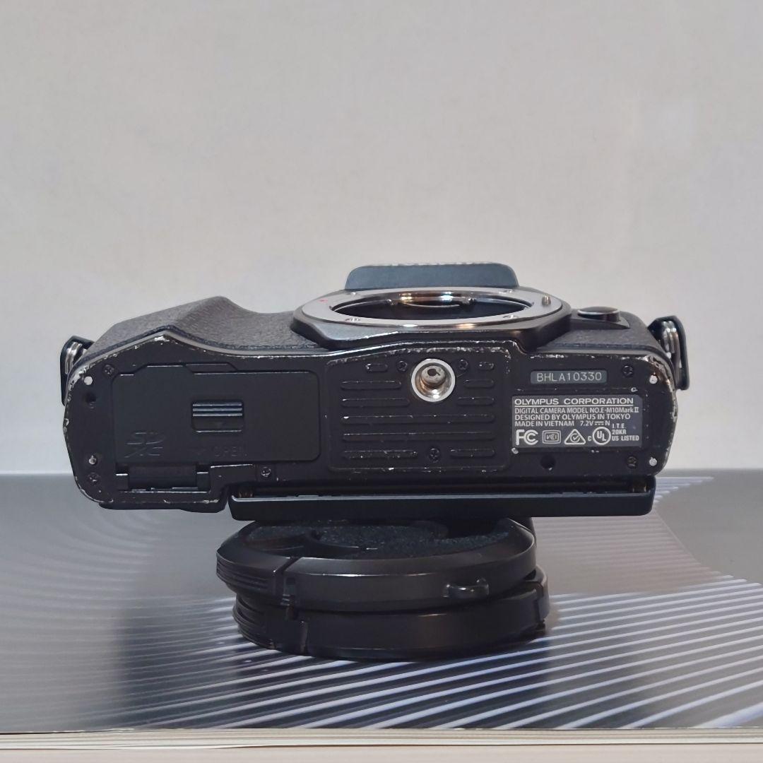 OLYMPUS E-M10Ⅱ 14-42.40-150LENS