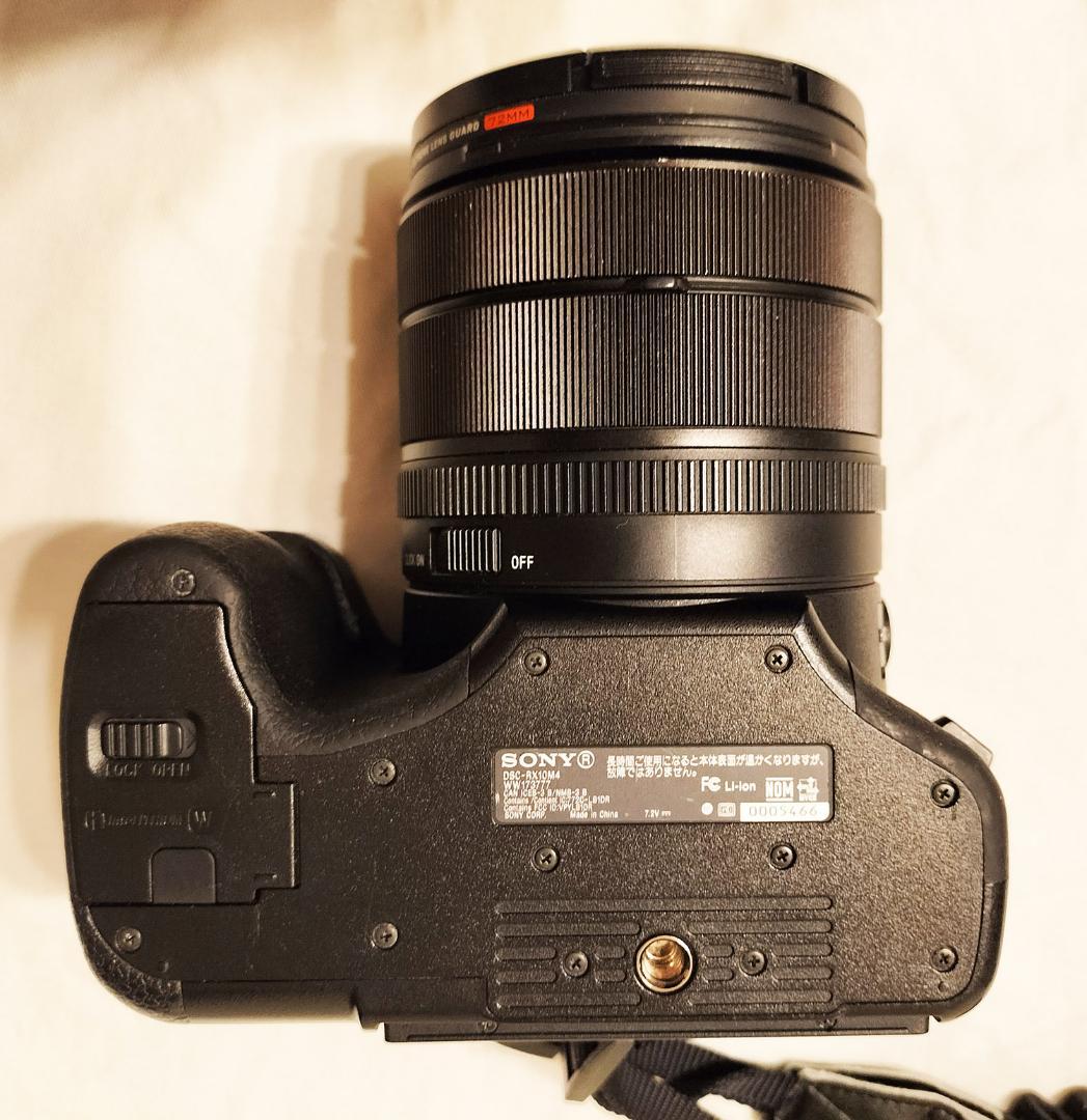 SONY RX10M4 (DSC-RX10M4)本体・ 純正革ケース