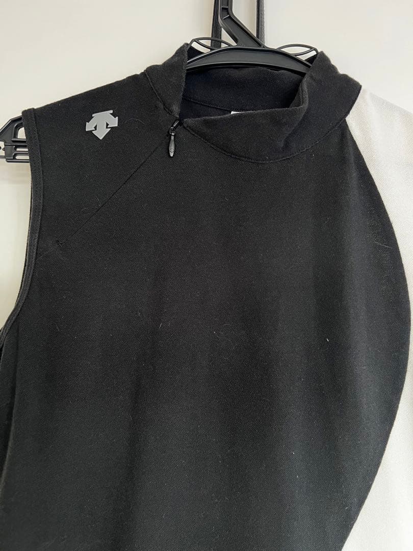 デサント　ゴルフウエア　トップス　モノトーン