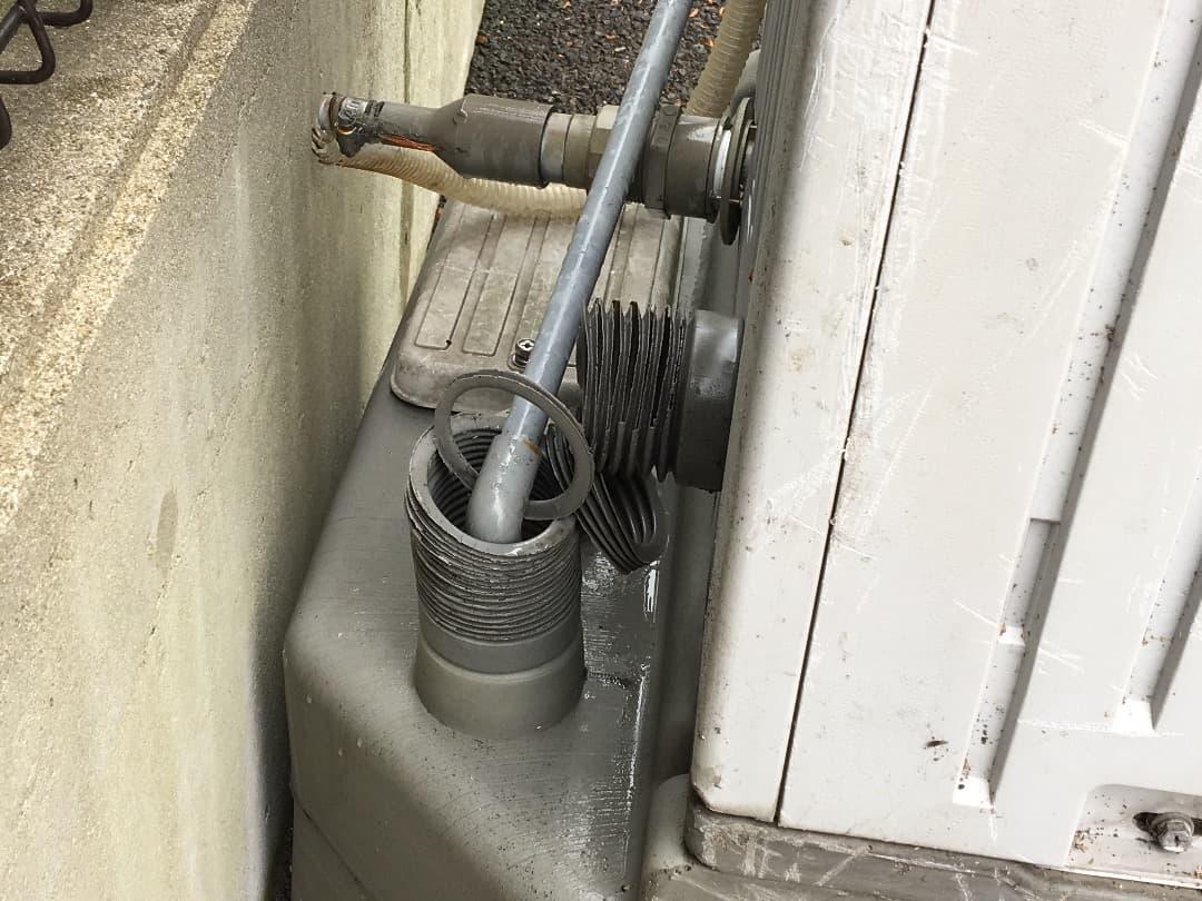 屋外用簡易水洗トイレ