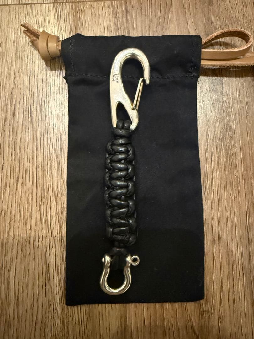 小物 deci Carabiner Macrame Keychain OVY