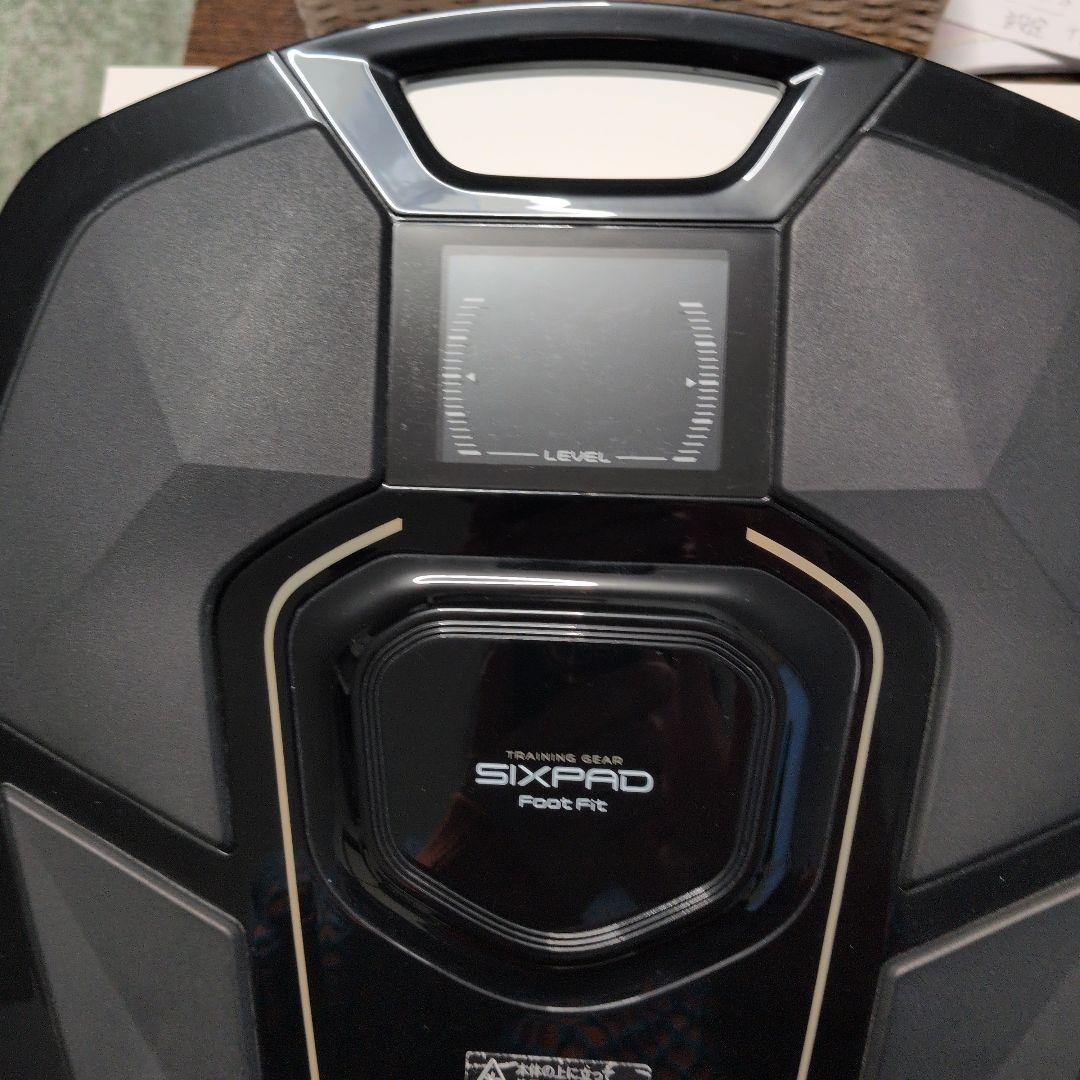 TRAINING GEAR SIXPAD フィット　フィット箱有り