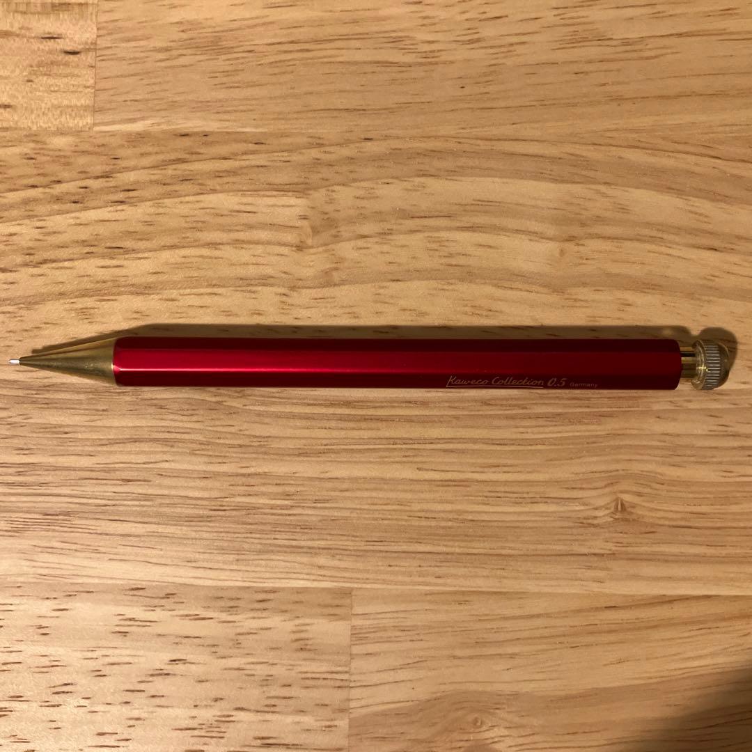 目立った傷や汚れなし　カヴェコスペシャル　レッドエディション　シャーペン　0.5