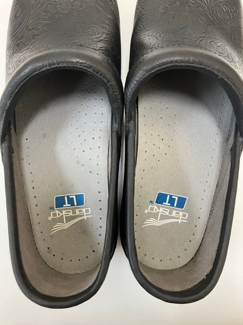 【訳あり☆新品未使用☆ダンスコ】LT PRO・ブラックフローラル・38