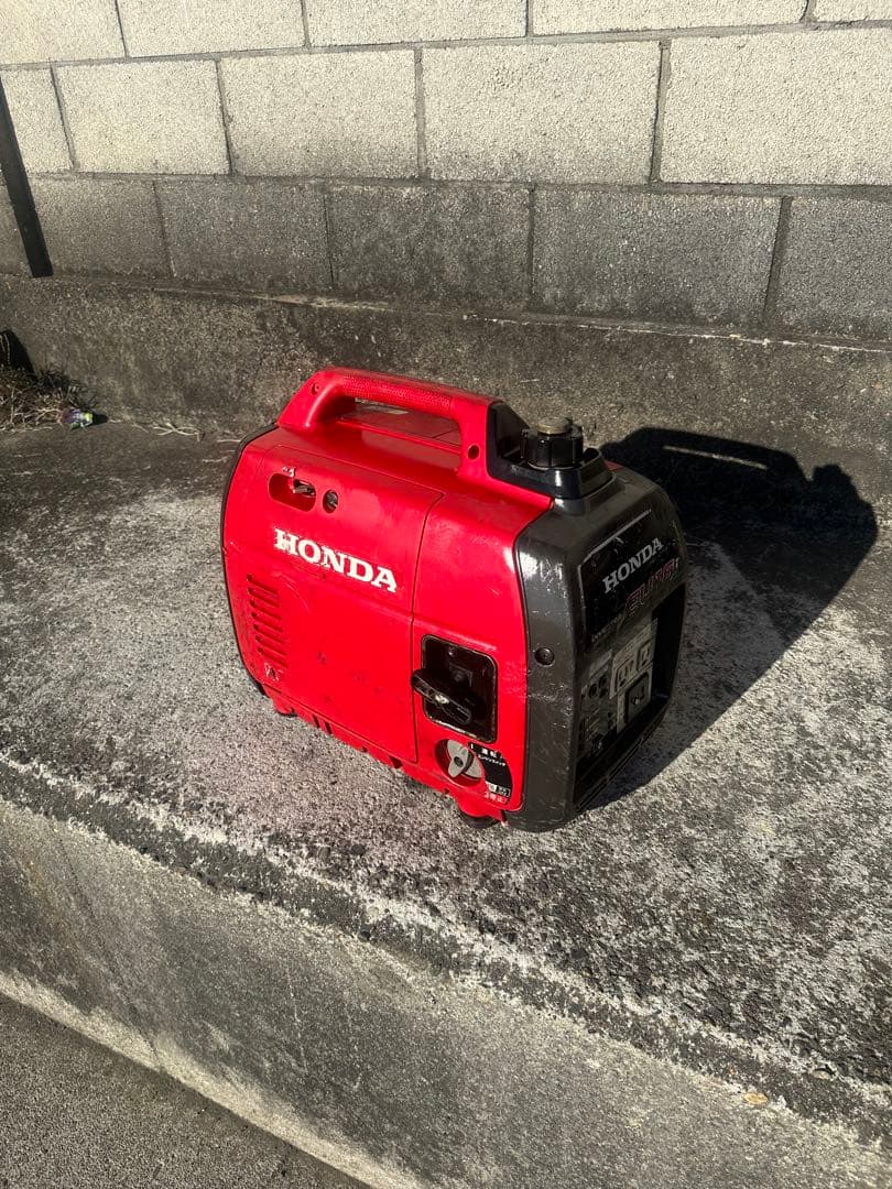 （動作確認済み）中古ホンダインバーター発電機 EU18i エンジンOK！
