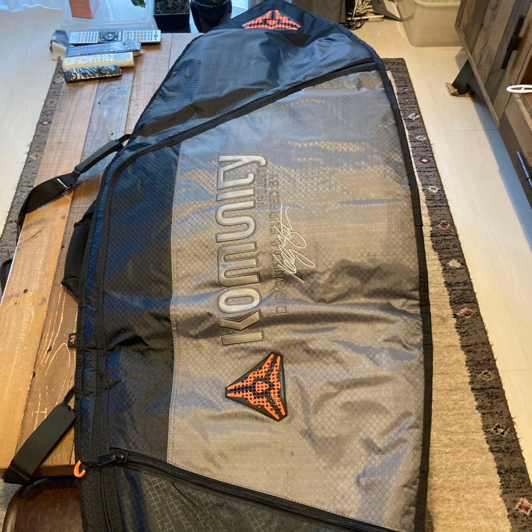 コミュニティー　サーフボードケース