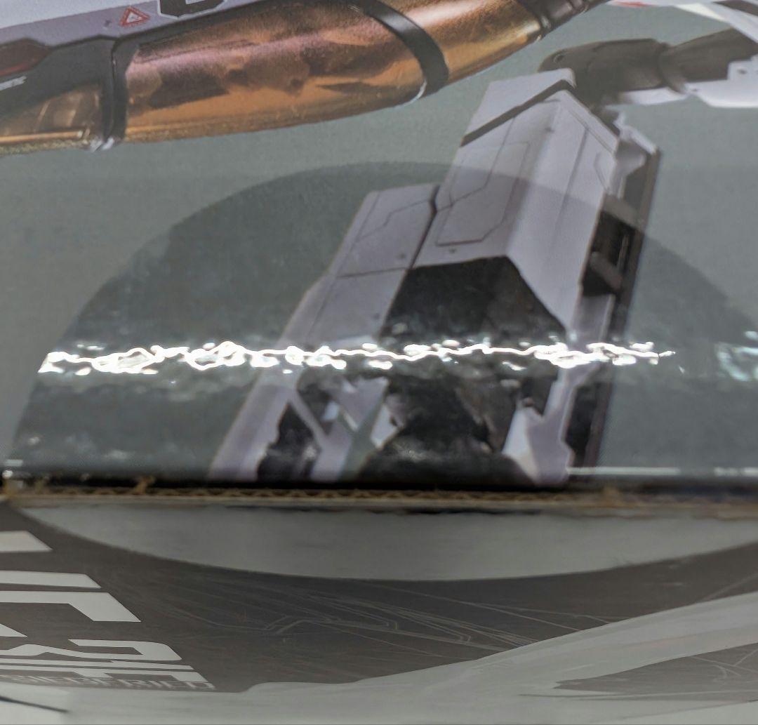 DX超合金。VF-31F.ジークフリード。メッサー.イーレフェル機。