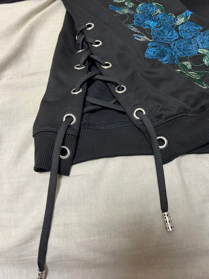 HARE×ado 青薔薇刺繍スウェット Sサイズ