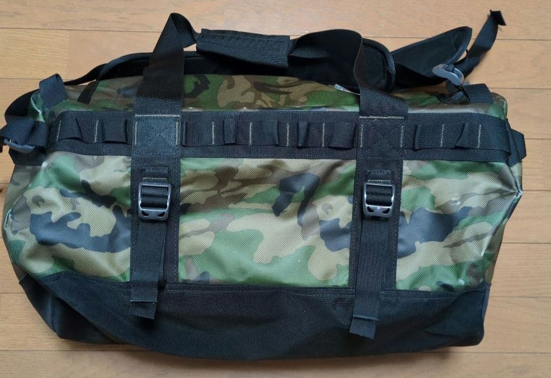 The North Face カモフラージュ ボストンバッグ
