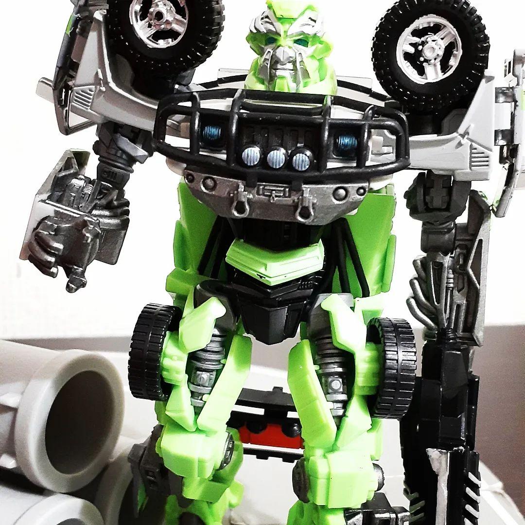 トランスフォーマー　スタジオシリーズ　７体セット