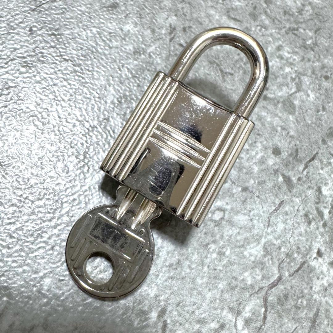 送料無料 極美品 エルメス カデナ パドロック 南京錠 鍵 キー 104 ①