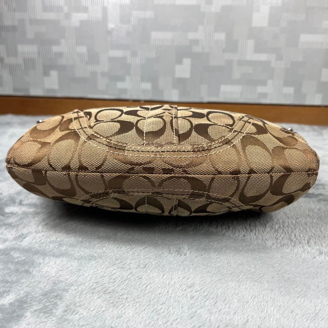 バッグ Vintage Coach Hobo Signature Bag