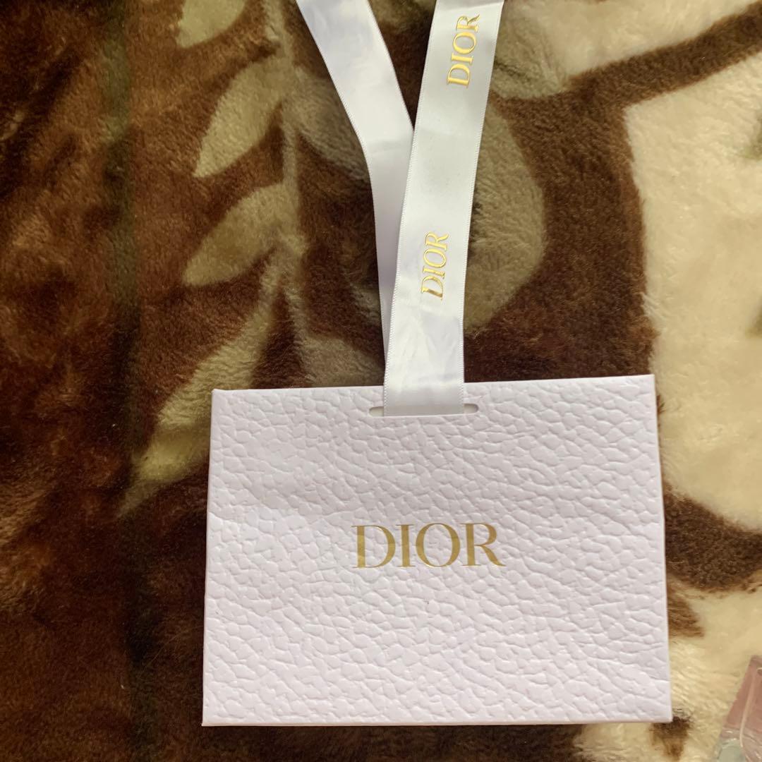 Dior Miss Dior 香水 リボン付きギフトボックス