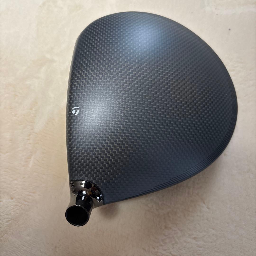 ほぼ未使用TaylorMade Qi35MAXドライバー 10.5度