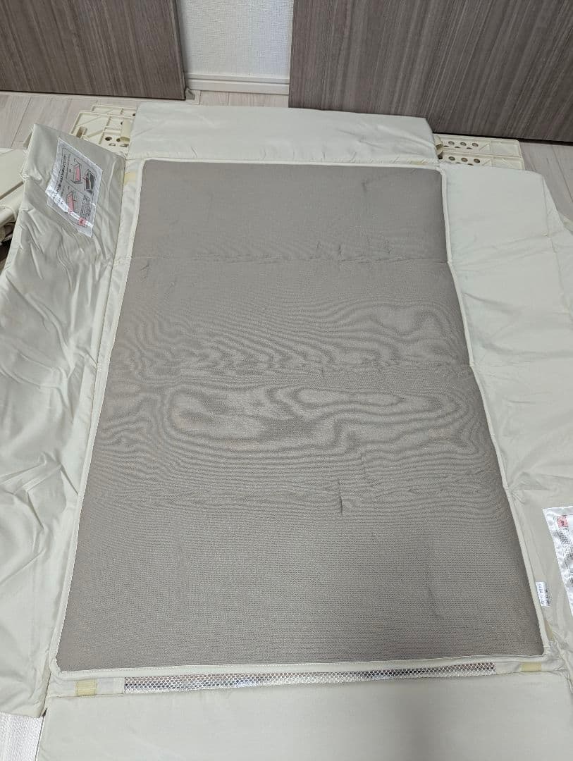 ココネルエアープラス　アップリカ　Aprica ホワイトベージュ