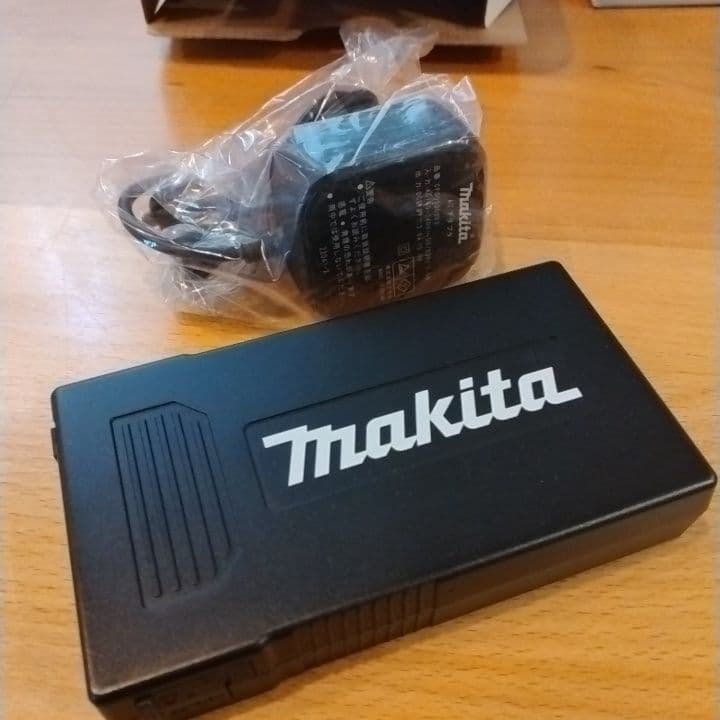 【新品未使用】Makita A-72132 ファン・A-72126 バッテリー