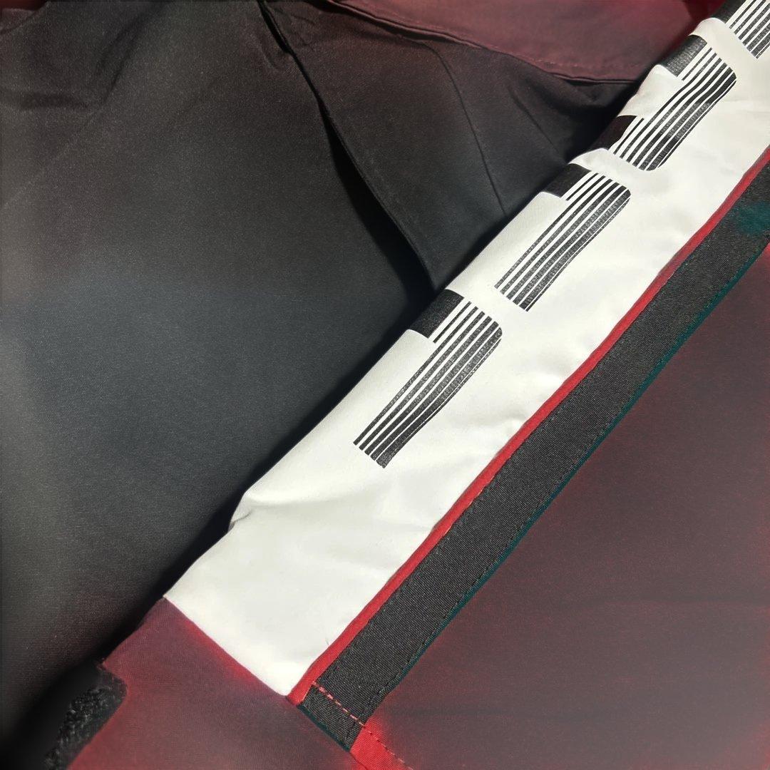 【美品】NNN エヌスリー スノーボード ウェア フード付ジャケットS実寸参考