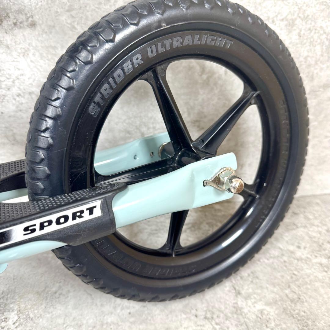 【極美品】ストライダー12 スポーツ 2023年限定色 アイスブルー