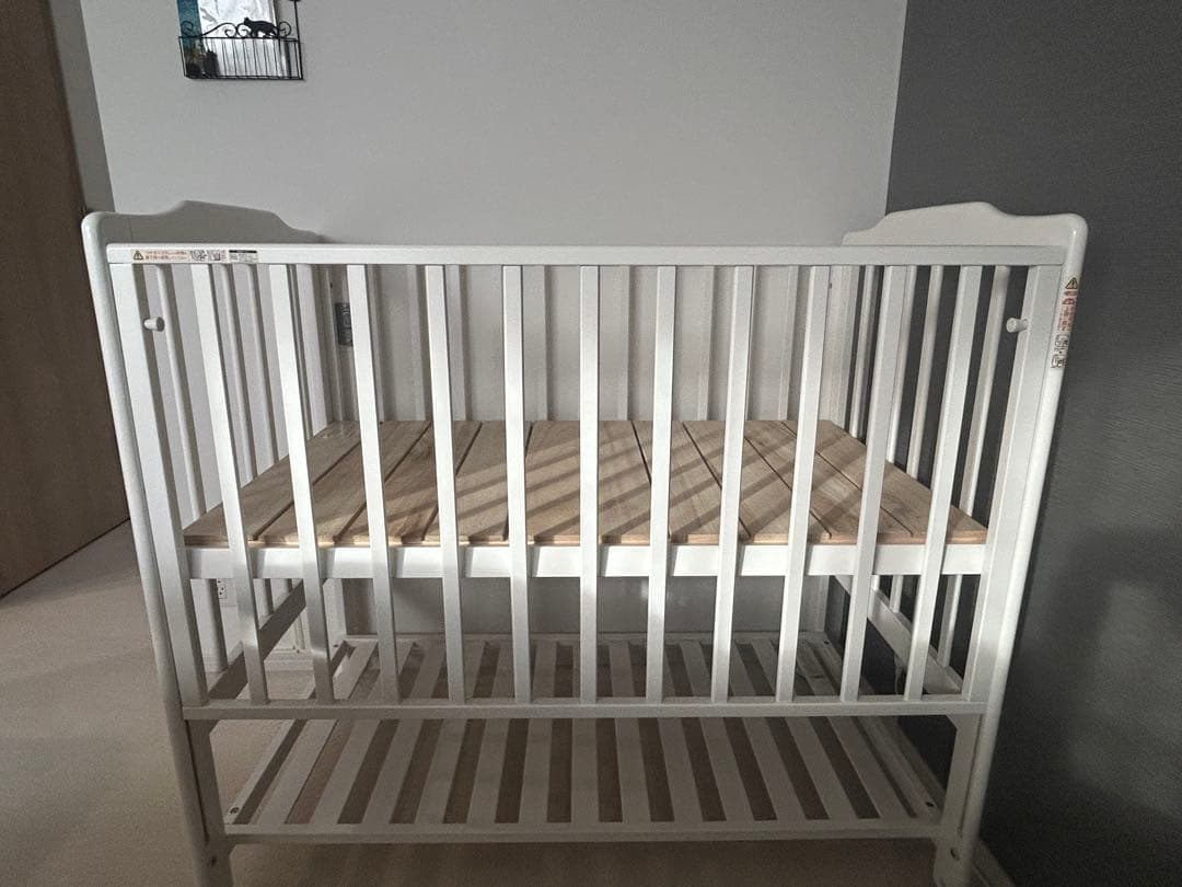 【送料込】カトージ　ハイシートベビーベッドⅡ レギュラー　すのこ床板　収納付き