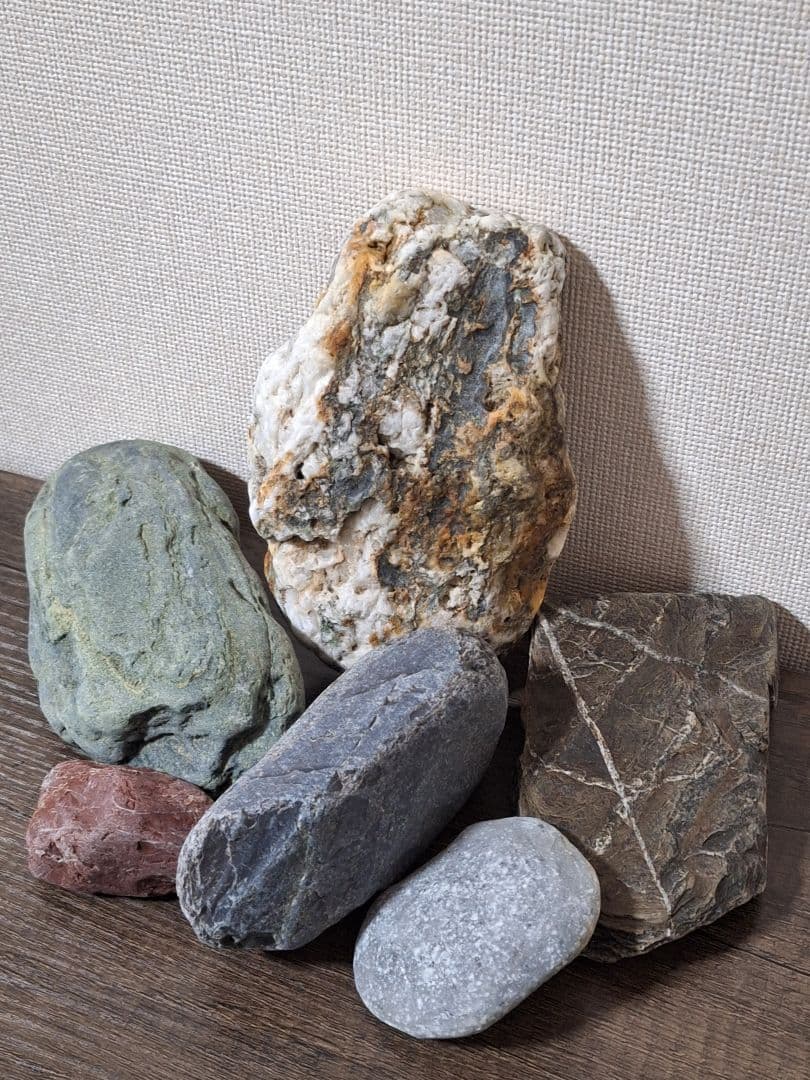 今回限り！徳島県産！カラフル水槽用石６個セット　阿波青石　チャート