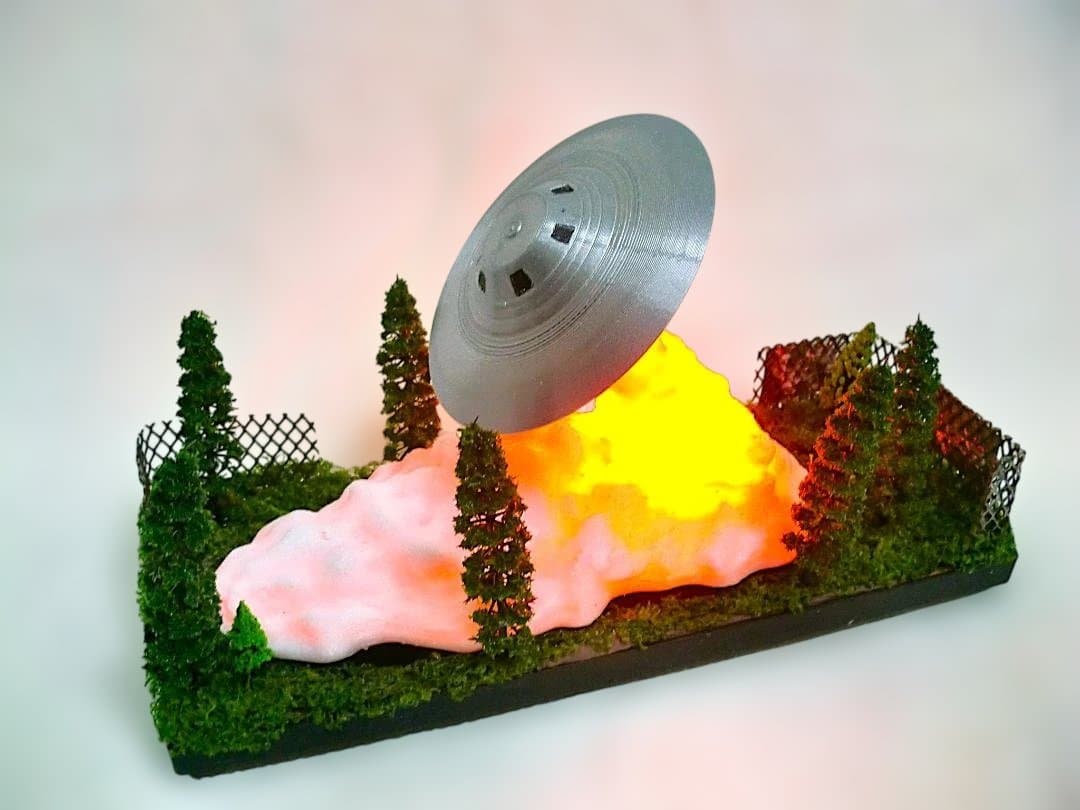 エリア５１UFOジオラマシリーズ火炎放射グレイフィギュアセット