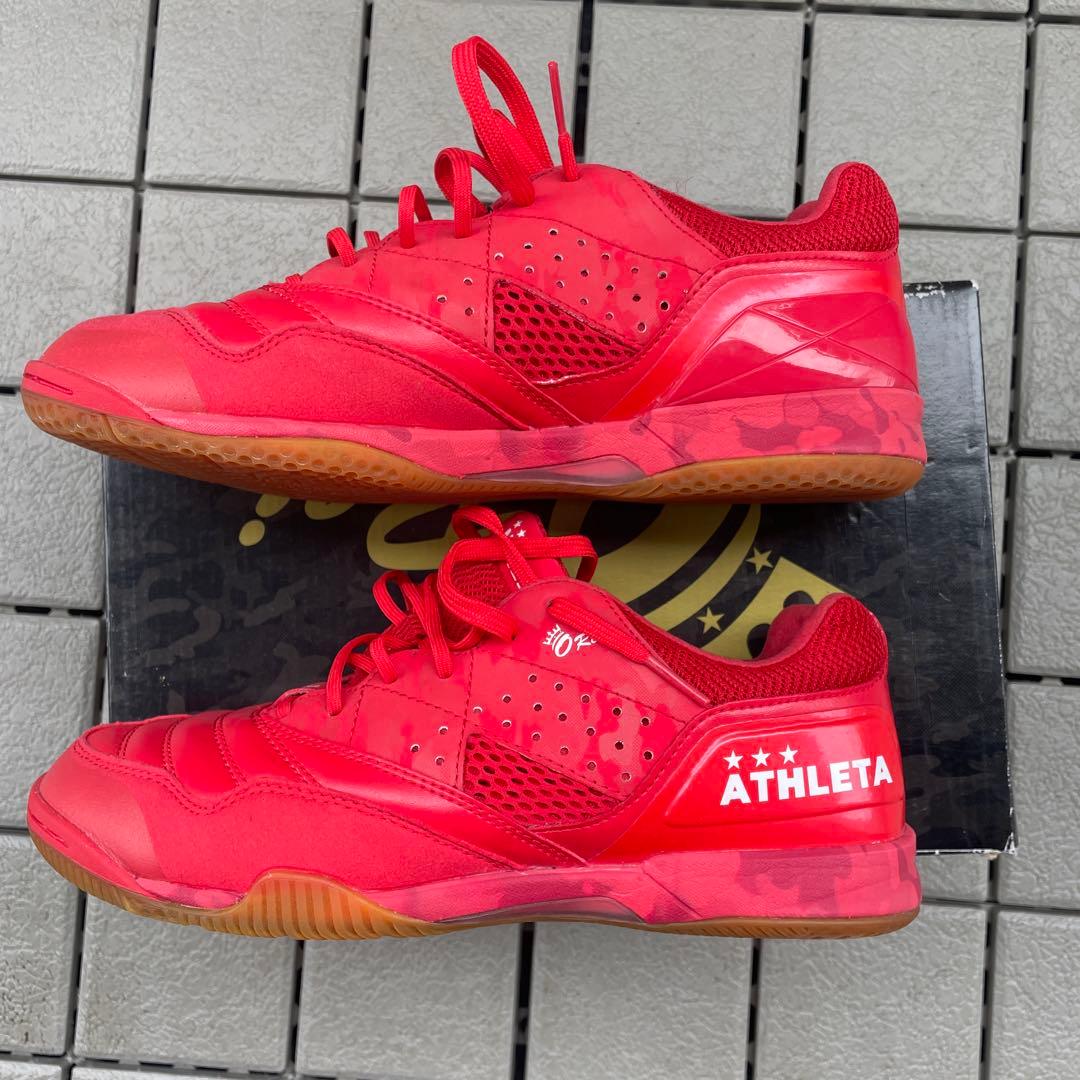 美品 ATHLETA フットサルシューズ レッド 25.0