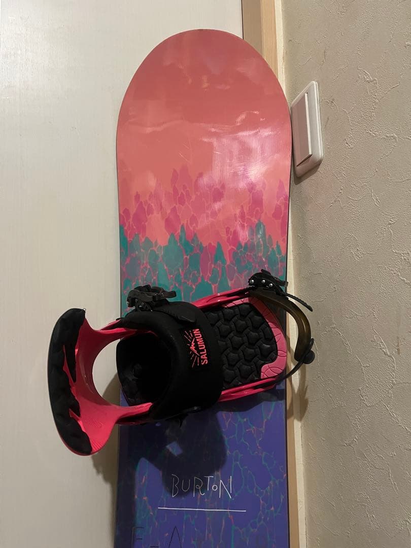 1年保証付！初中級者向けグラトリ、カービングボード！ BURTON 138cm