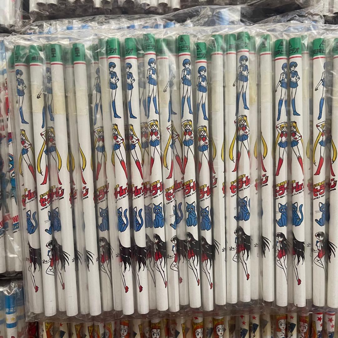 即購入OK! 1000本　まとめて　HB 東映　アニメキャラクター　鉛筆