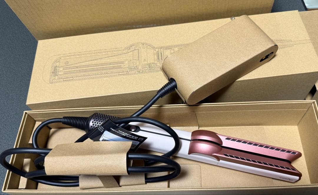 Dyson Airstrait™ ヘアストレイトナ セラミック ピンク ダイソン