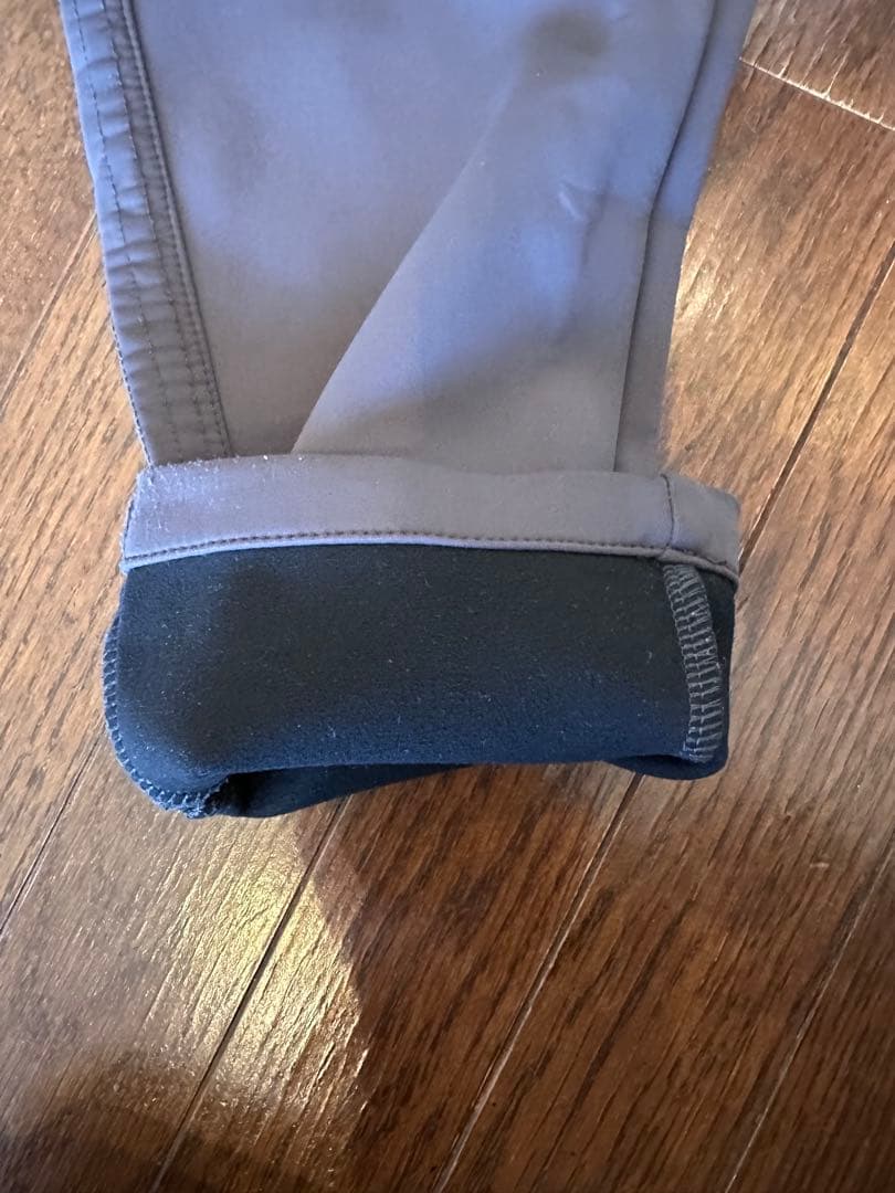 ムータ　ナイロンジャージスラックス　サイズ５