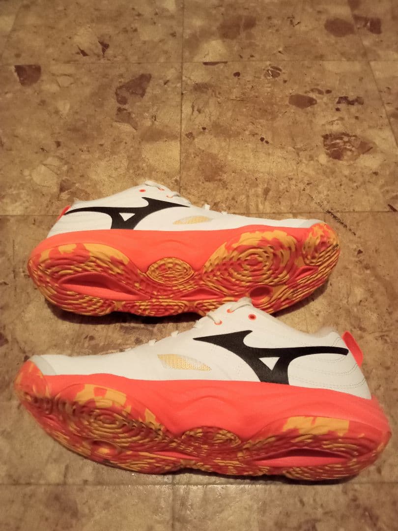 Mizuno ウェーブモーメンタムエリート バレーボールシューズ 28.5cm