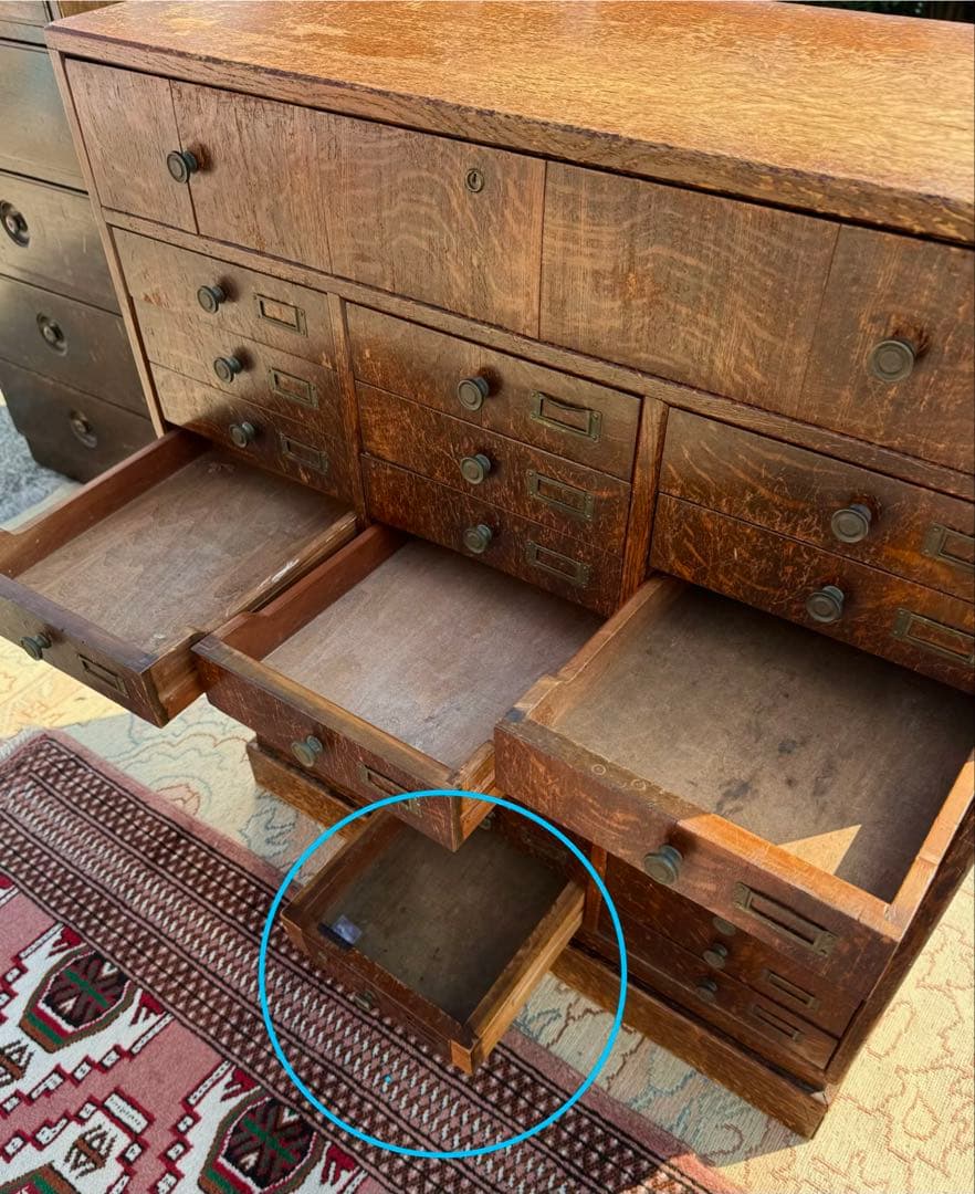 開け方を知ってる人だけが使える｜32杯の大正カラクリ箪笥