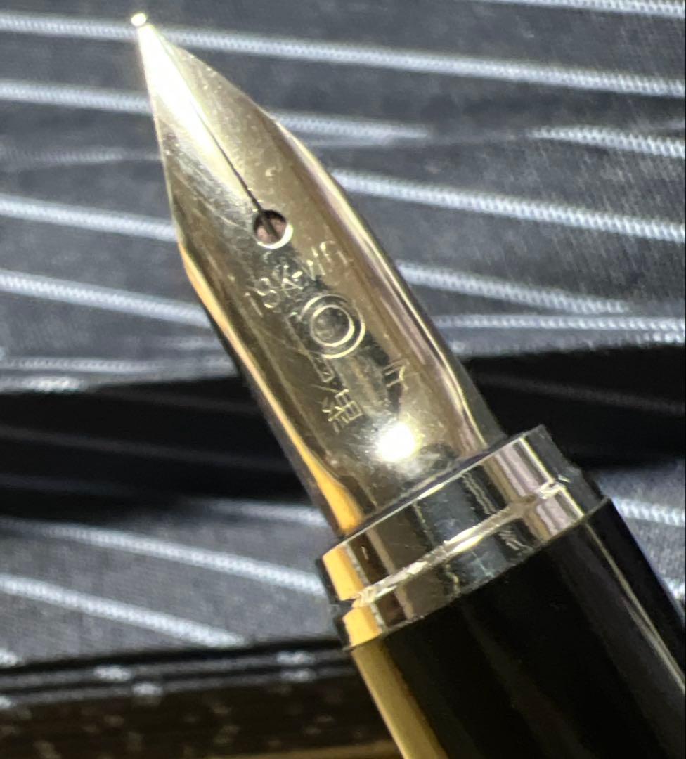 新人応援‼️美品‼️PLATINUM 高級万年筆 18KWG SUS幾何学模様